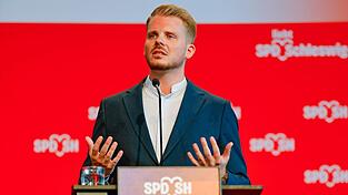 Tim Klüssendorf hat geforderte Unterlagen nun nachgereicht. (Archivbild) Tim Klüssendorf hat geforderte Unterlagen nun nachgereicht. (Archivbild)