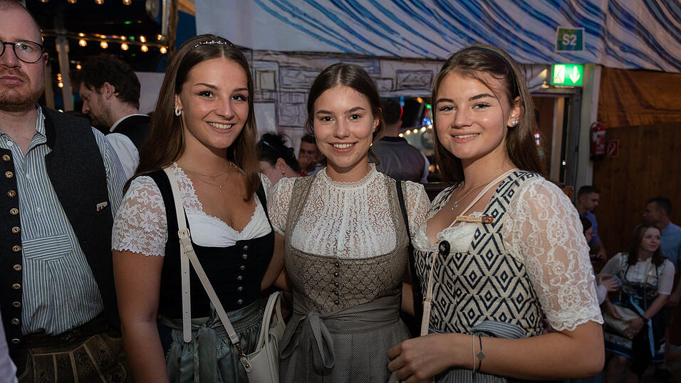 Die Partybilder vom Samstag, 12. August 2023, aus dem Festzelt Wenisch. Die Partybilder vom Samstag, 12. August 2023, aus dem Festzelt Wenisch.