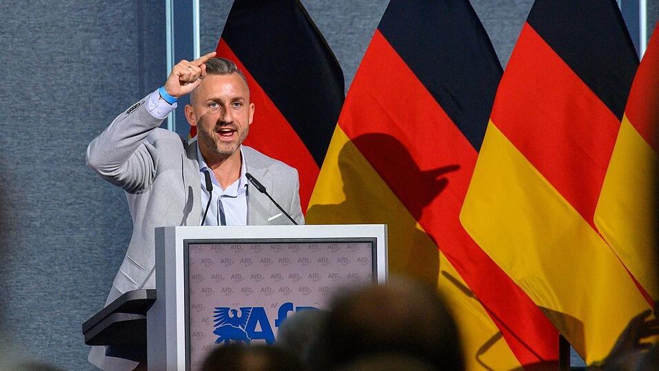 «Die Leute möchten den politischen Wandel», sagt AfD-Spitzenkandidat Ulrich Siegmund. «Die Leute möchten den politischen Wandel», sagt AfD-Spitzenkandidat Ulrich Siegmund.