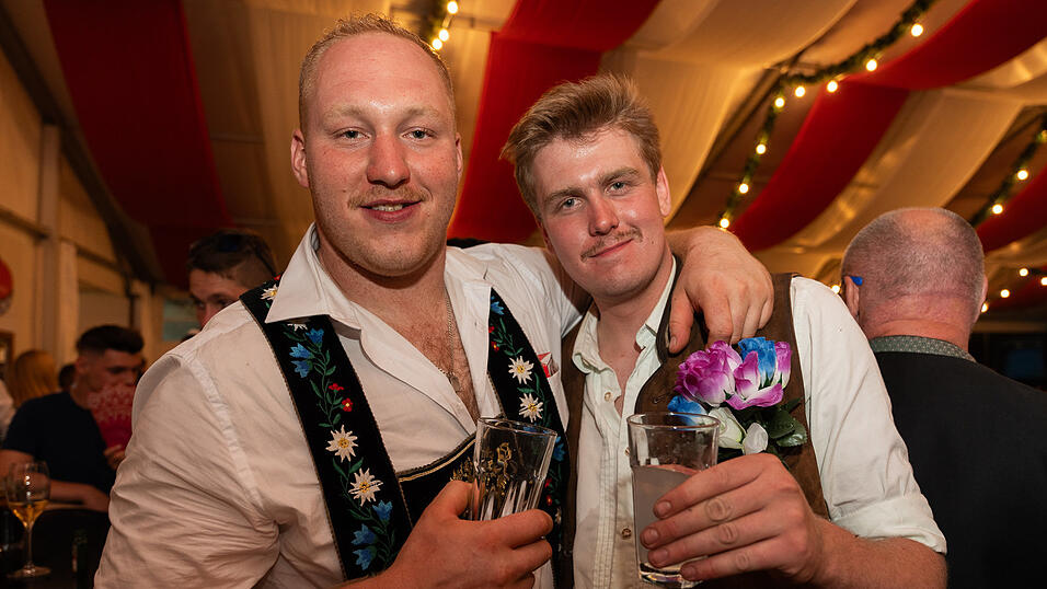 Die Partybilder vom Samstag, 12. August 2023, aus dem Festzelt Greindl. Die Partybilder vom Samstag, 12. August 2023, aus dem Festzelt Greindl.