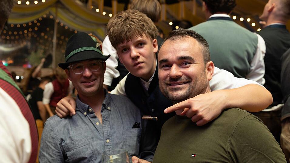 Die Partybilder vom Freitag, 7. August, aus dem Festzelt Reisinger. Die Partybilder vom Freitag, 7. August, aus dem Festzelt Reisinger.