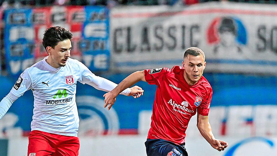 Sebastian Maier (rechts) weiß in Haching auch die Nähe zu seiner niederbayerischen Heimat zu schätzen. 'Es ist ein enormes Privileg', sagt er.