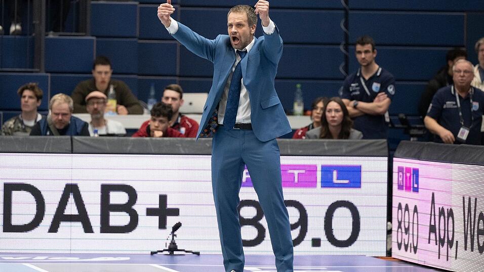 MBC-Coach Janis Gailitis holte mit dem MBC überraschend den Pokal.