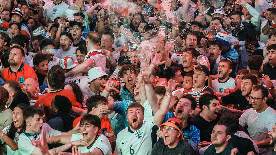 Das sp&auml;te Siegtor bringt den 'Boxpark Wembley', einen &uuml;berdachten Marktplatz wenige Gehminuten vom Londoner Wembley-Stadion entfernt, zum Explodieren.