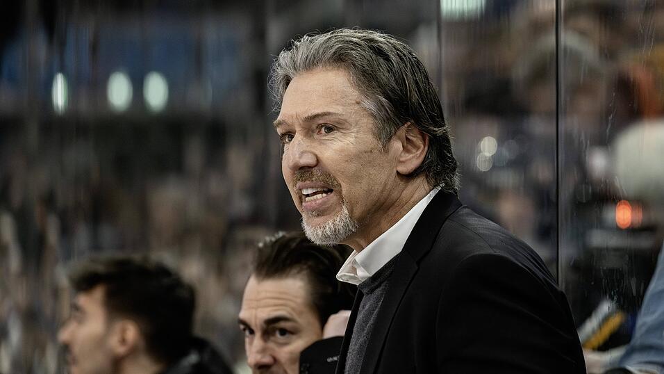 Was für ein Coup: Der ehemalige Eishockey-Nationaltrainer Uwe Krupp wird neuer Coach des EV Landshut. Was für ein Coup: Der ehemalige Eishockey-Nationaltrainer Uwe Krupp wird neuer Coach des EV Landshut.