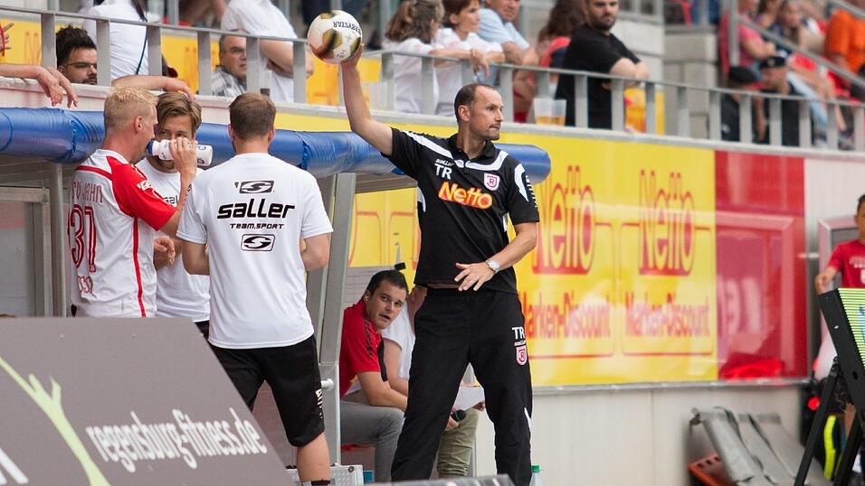 Der SSV Jahn spielt im letzten Test gegen Zweitligist VfL Bochum 2:2. Der SSV Jahn spielt im letzten Test gegen Zweitligist VfL Bochum 2:2.