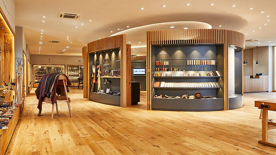 Werkzeugeinkauf in stilvollem Ambiente, mit großer Produktauswahl und professioneller Beratung: der Dictum-Shop in Plattling. Werkzeugeinkauf in stilvollem Ambiente, mit großer Produktauswahl und professioneller Beratung: der Dictum-Shop in Plattling.