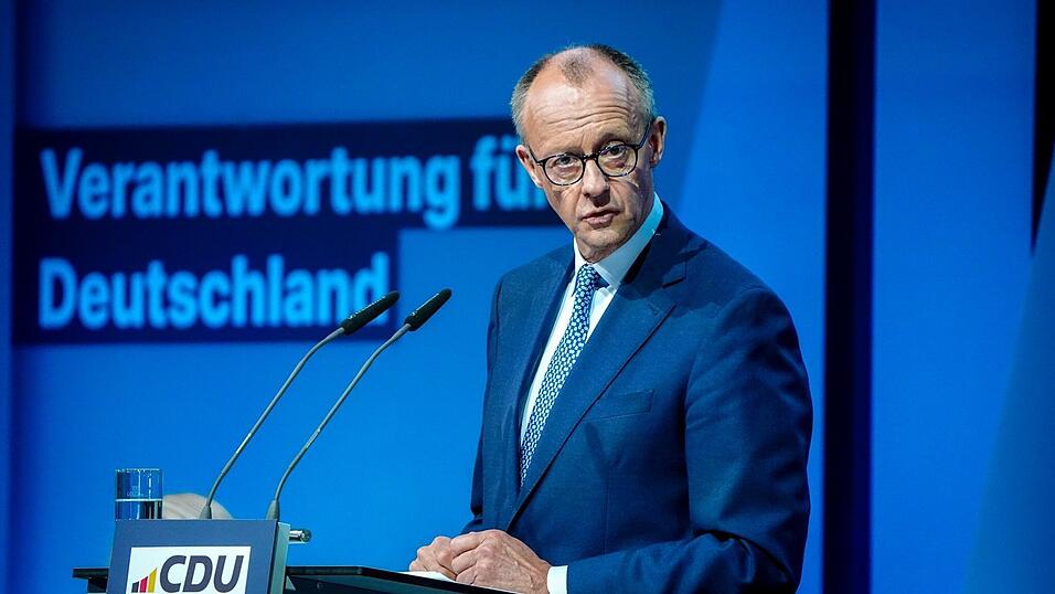 Der CDU-Vorsitzende und voraussichtlich nächste Bundeskanzler Friedrich Merz hat seinen Teil der Regierungsmannschaft vorgestellt. Der CDU-Vorsitzende und voraussichtlich nächste Bundeskanzler Friedrich Merz hat seinen Teil der Regierungsmannschaft vorgestellt.