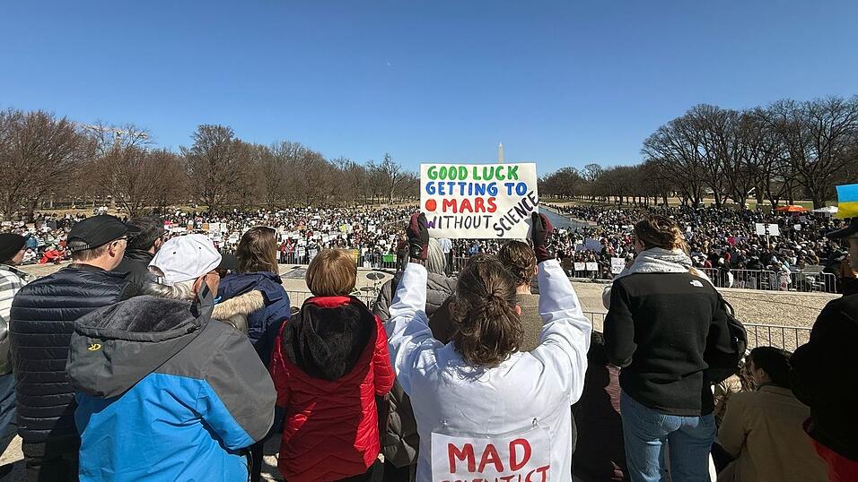 Ohne Wissenschaft kein Marsflug. Ohne Wissenschaft kein Marsflug.