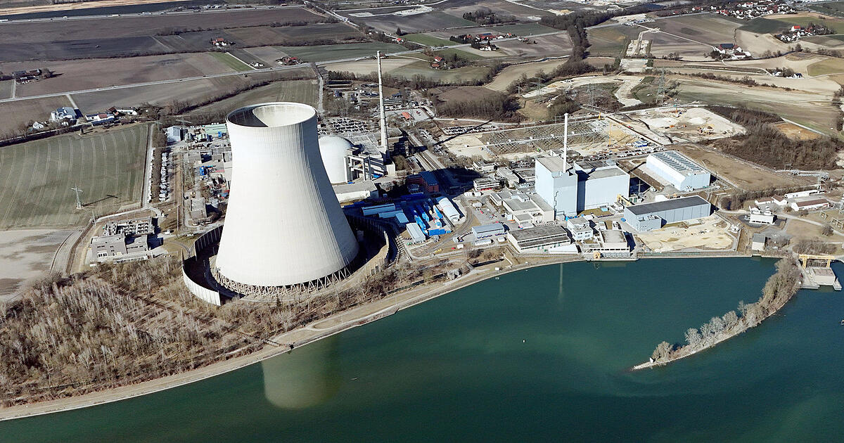 In the shadow of the KKI cooling tower: The energy hub on the Isar River