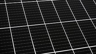 Die Entsorgung solcher Module ist sehr kostenintensiv. (Symbolbild) Die Entsorgung solcher Module ist sehr kostenintensiv. (Symbolbild)