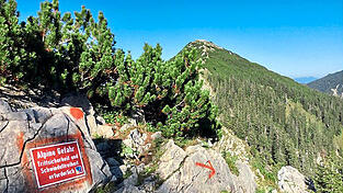 Diese Stelle am Westgrat der Brecherspitz in der Nähe des Schlieersses ist besonders gefährlich. Immer wieder stürzen hier Menschen ab.