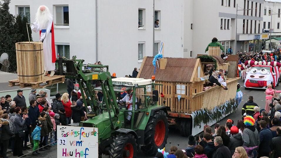 Die schönsten Bilder von den Faschingsumzügen in Bogen aus den vergangenen Jahren Die schönsten Bilder von den Faschingsumzügen in Bogen aus den vergangenen Jahren