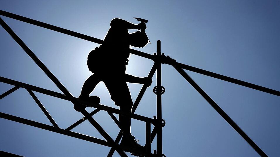 Risiko Arbeitsplatz: Die Zahl der Arbeitsunf&auml;lle sinkt seit Jahren. (Symbolfoto)