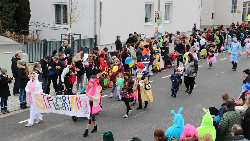 Die schönsten Bilder von den Faschingsumzügen in Bogen aus den vergangenen Jahren Die schönsten Bilder von den Faschingsumzügen in Bogen aus den vergangenen Jahren
