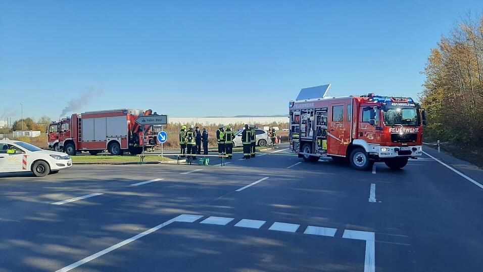Die Feuerwehr sorgte vor Ort für Sicherheit. Die Feuerwehr sorgte vor Ort für Sicherheit.