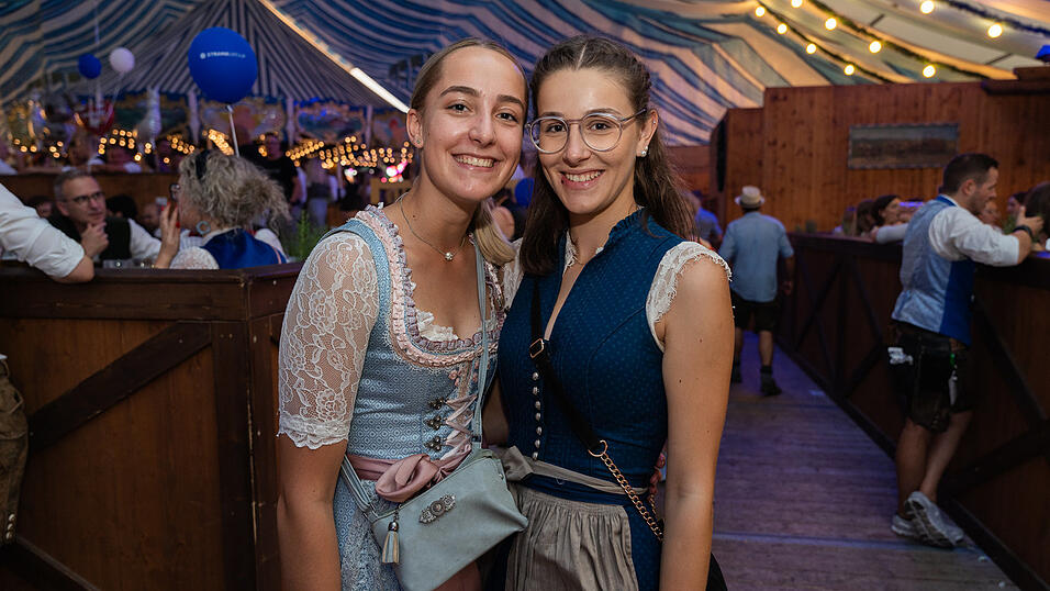 Die Partybilder vom Freitag, 18. August 2023, aus dem Festzelt Wenisch. Die Partybilder vom Freitag, 18. August 2023, aus dem Festzelt Wenisch.