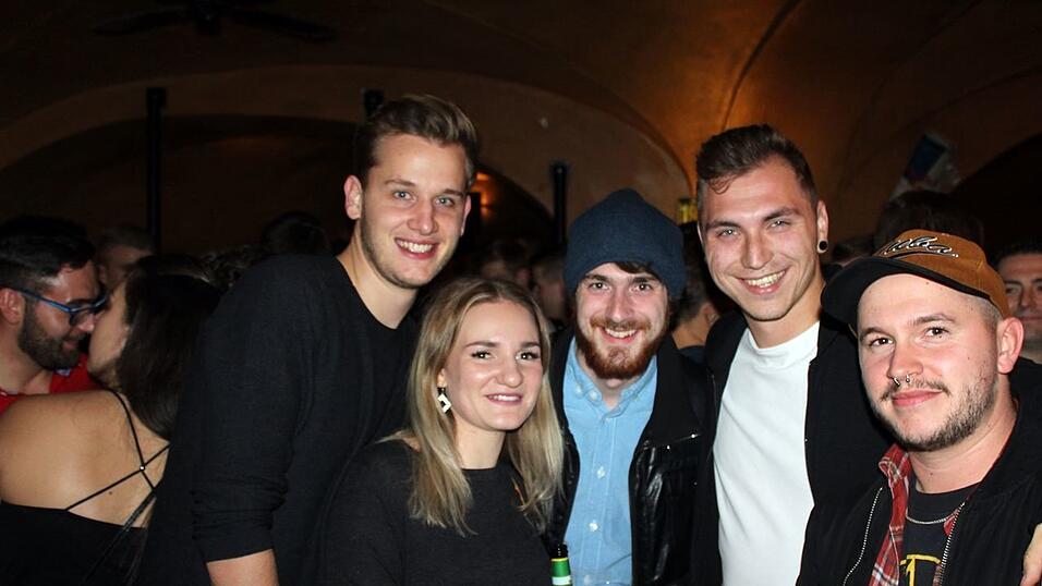 19 Jahre Beatschuppen Landshut! Das wurde am Freitag mit einer Schlagerparty gefeiert.