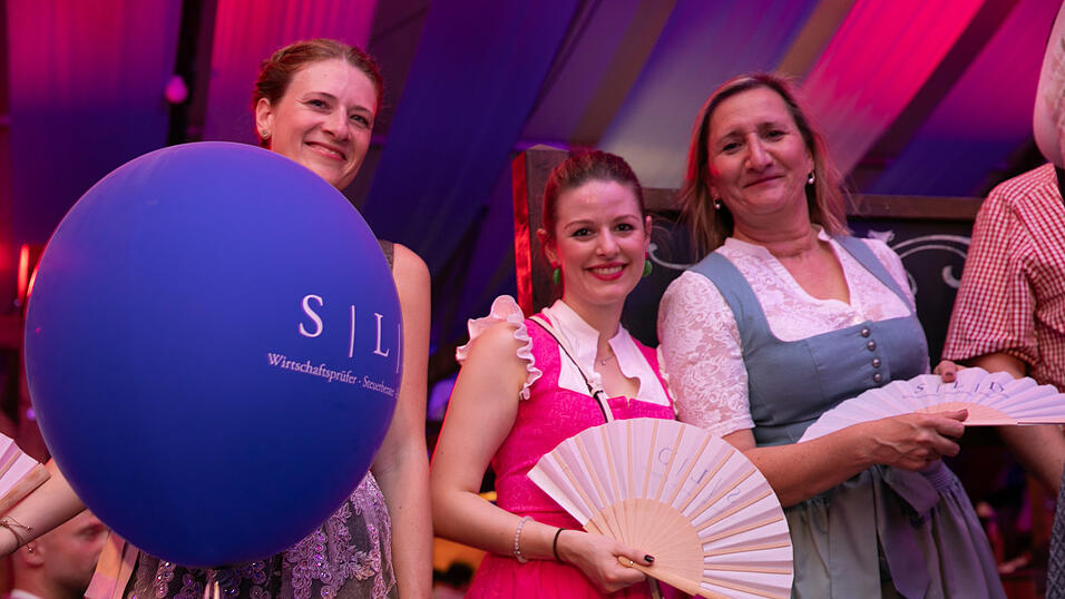 Die Partybilder vom Donnerstag, 14. August, aus dem Festzelt Wenisch. Die Partybilder vom Donnerstag, 14. August, aus dem Festzelt Wenisch.