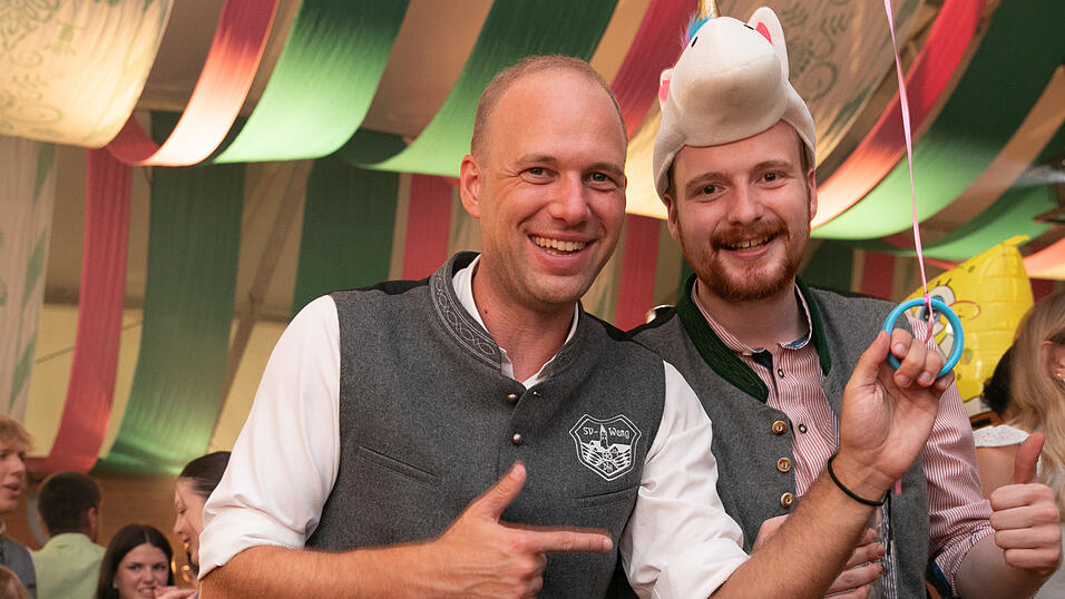 Die Partybilder vom Samstag, 16. August, aus dem Festzelt Weckmann. Die Partybilder vom Samstag, 16. August, aus dem Festzelt Weckmann.