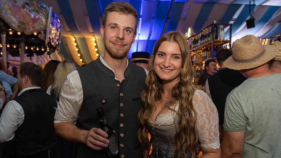 Die Partybilder vom Samstag, 19. August 2023, aus dem Festzelt Wenisch. Die Partybilder vom Samstag, 19. August 2023, aus dem Festzelt Wenisch.