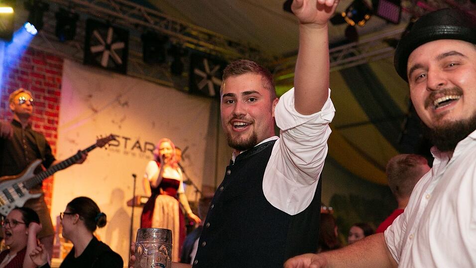 Die Partybilder von Montag, 15. August 2022, aus dem Festzelt Reisinger.