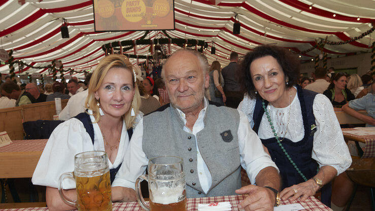 Die Partybilder vom Freitag, 14. August, aus dem Festzelt Lechner. Die Partybilder vom Freitag, 14. August, aus dem Festzelt Lechner.