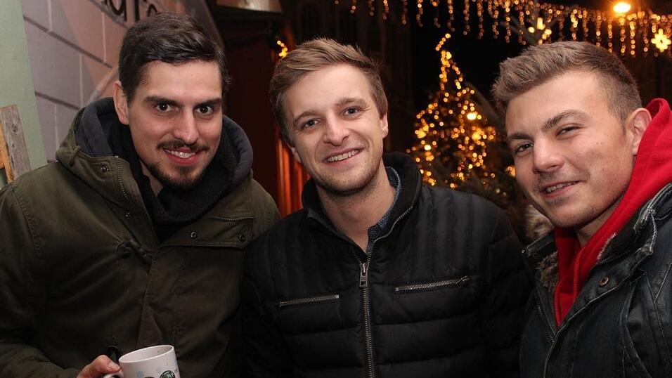 In Landshut lockten am Wochenende der Kunsthandwerkermarkt und die H&uuml;ttengaudi zahlreiche Besucher an.