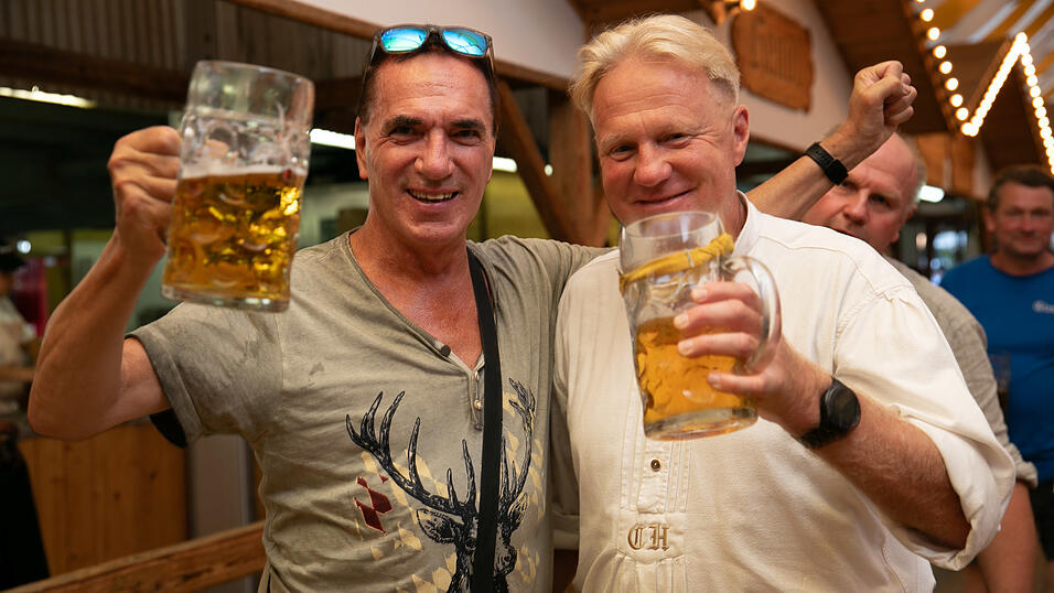 Die Partybilder vom Donnerstag, 14. August, aus dem Festzelt Nothaft. Die Partybilder vom Donnerstag, 14. August, aus dem Festzelt Nothaft.