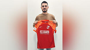 Die Herausforderung, mit 28 Jahren bei der SpVgg Hankofen Regionalliga zu spielen, reizt Asllan Shalaj, zuletzt Spielertrainer bei Türkgücü Straubing.