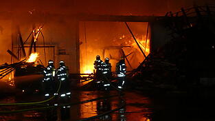 Bei dem Brand wurde niemand verletzt. Bei dem Brand wurde niemand verletzt.