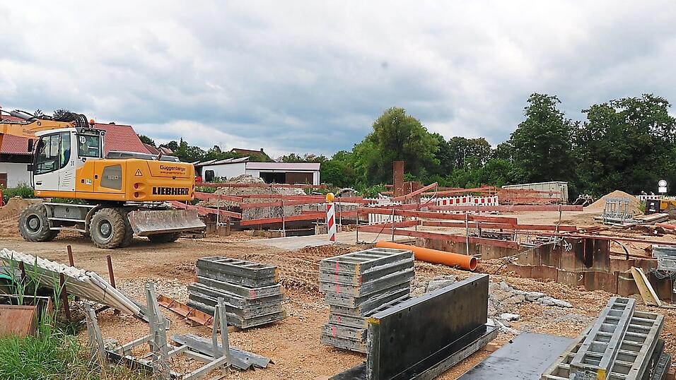 An der Laberstraße wird derzeit am Stauraumkanal gebaut.