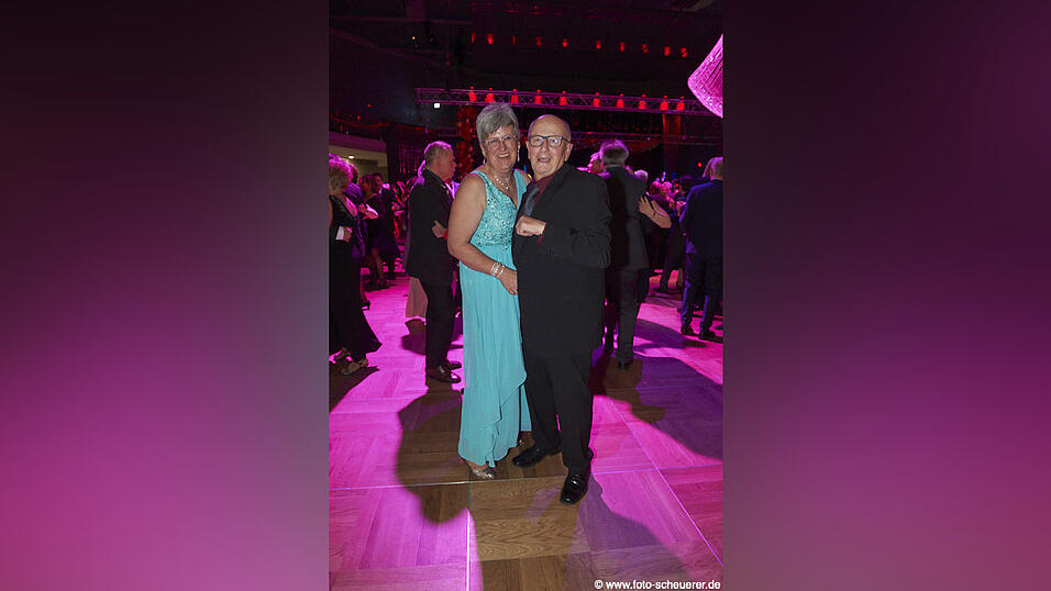 Mit dem SPD-Ball wurde am Samstag die Ballsaison in Straubing eröffnet. Mit dem SPD-Ball wurde am Samstag die Ballsaison in Straubing eröffnet.