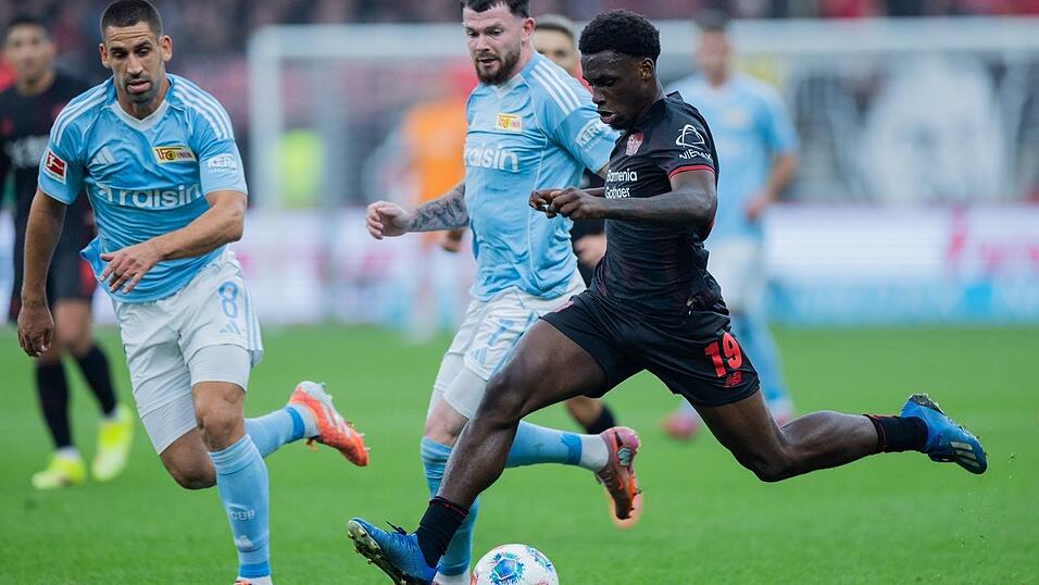 Ernest Poku (r) sorgte für das 1:0 gegen Union Berlin.