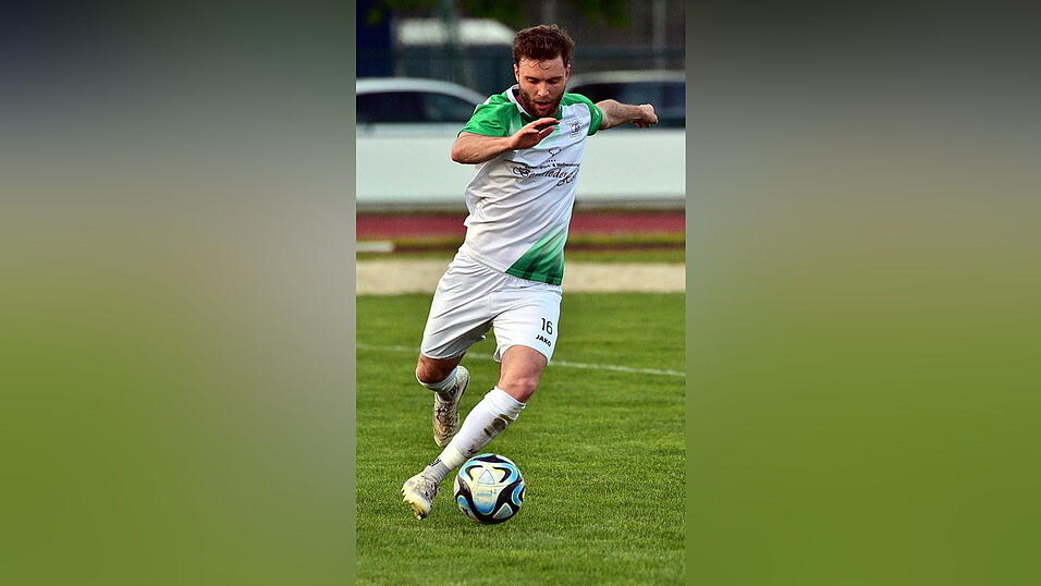 Florian Garhammer machte mit seinem ersten Saisontor zum 2:0 den Deckel zum Sieg gegen den SV Bischofsmais drauf.