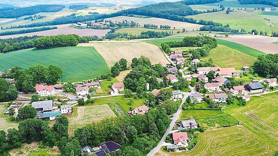 Im Further Ortsteil Sengenbühl war zeitweilig der Strom weg. Im Further Ortsteil Sengenbühl war zeitweilig der Strom weg.