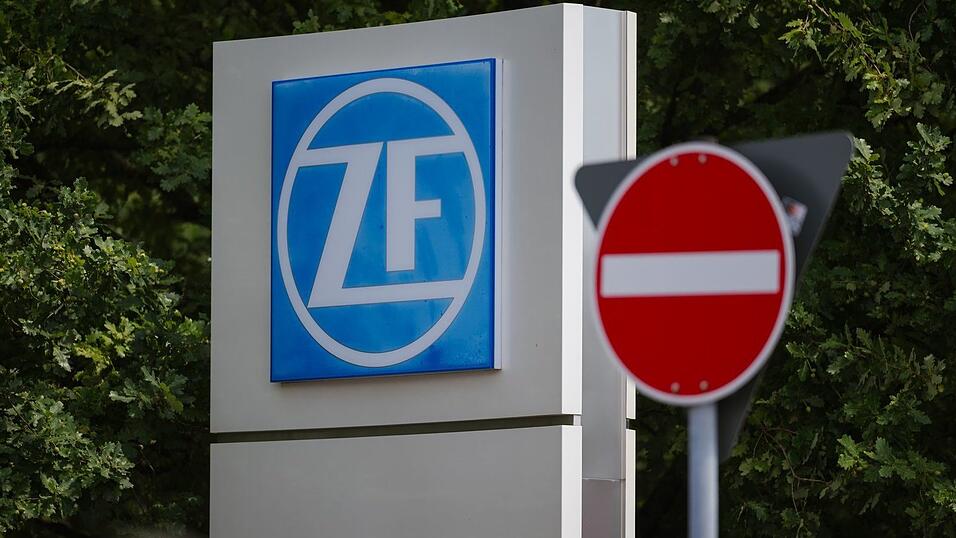Der Zulieferer ZF Friedrichshafen muss sich neu erfinden. (Archivbild)
