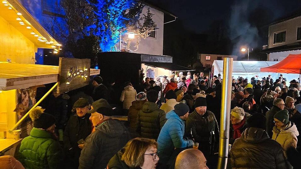 Der Miltacher Martinsplatz wurde einmal mehr zur guten Stube.
