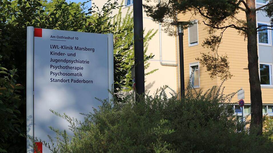 In dieser LWL-Klinik soll eine 13-Jährige eine Betreuerin angegriffen und verletzt haben. (Archivbild) In dieser LWL-Klinik soll eine 13-Jährige eine Betreuerin angegriffen und verletzt haben. (Archivbild)