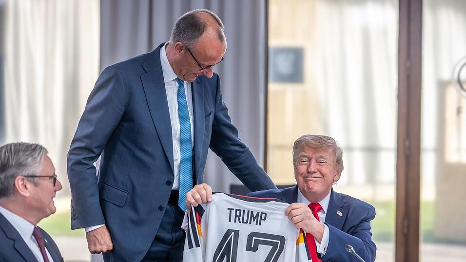 Vor der WM freute sich Bundeskanzler Merz noch auf das Turnier in den USA. (Archivbild)