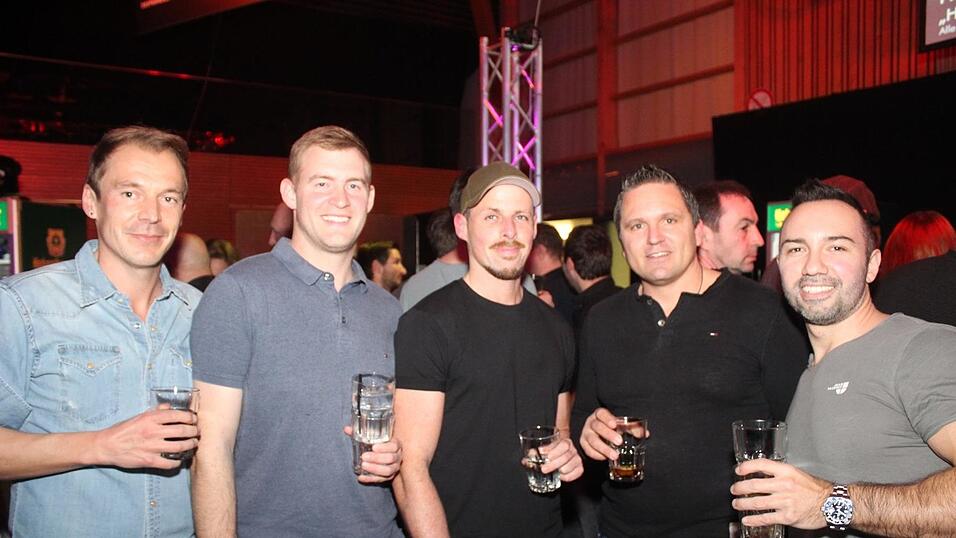 Auf der Eskara &Uuml;30-Party in Essenbach war wieder viel los.