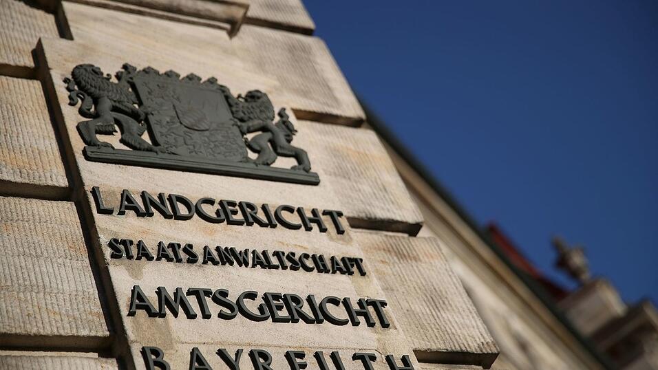 Das Bayreuther Landgericht sprach im Oktober 2025 das Urteil im Kulmbacher Mordprozess. (Symbolbild) Das Bayreuther Landgericht sprach im Oktober 2025 das Urteil im Kulmbacher Mordprozess. (Symbolbild)