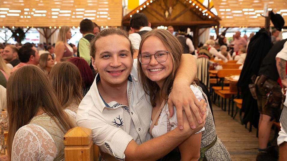 Die Partybilder vom Freitag, 12. August 2022, aus dem Festzelt Nothaft.