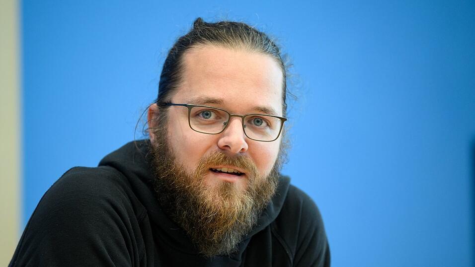 Wurde nach eigenen Angaben ausgeladen: Arne Semsrott (Archivbild). Wurde nach eigenen Angaben ausgeladen: Arne Semsrott (Archivbild).