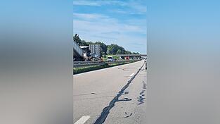 Auch am Dienstag wurde auf der A 92 zwischen Plattling-Nord und Deggendorf gearbeitet.