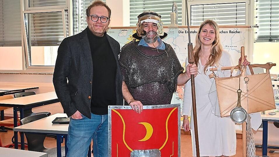 Mit Legion&auml;rsuniform warben die Lateiner f&uuml;r sich.