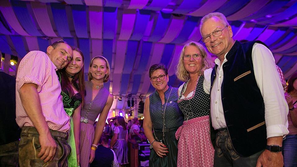 Die Partybilder vom Samstag, 13. August 2022, aus dem Festzelt Wenisch.