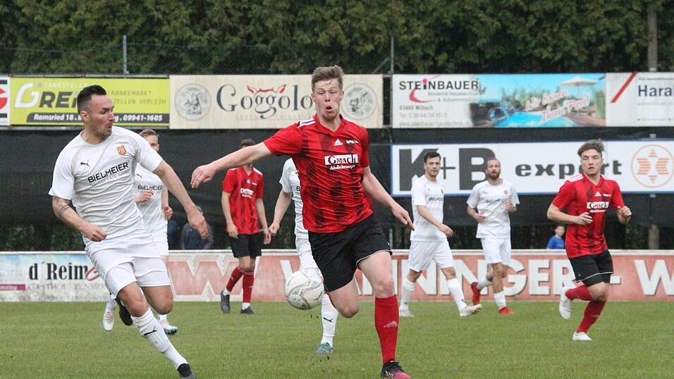 Der 1. FC Bad Kötzting hat sich im Landkreisderby gegen die SpVgg Lam durchgesetzt.
