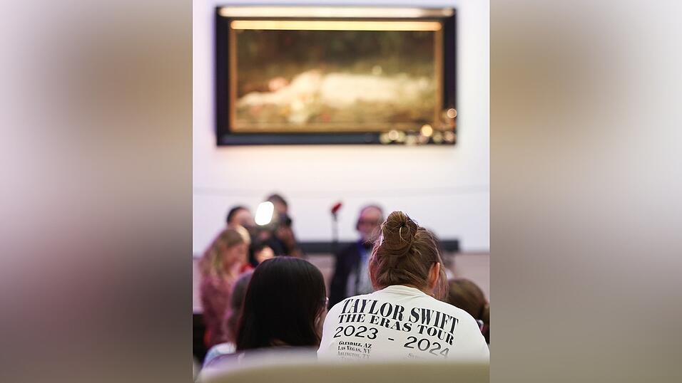 Das Gemälde von Friedrich Heyser wurde zwischenzeitlich umgehängt, um dem Ansturm der Swift-Fans gerecht zu werden. Das Gemälde von Friedrich Heyser wurde zwischenzeitlich umgehängt, um dem Ansturm der Swift-Fans gerecht zu werden.