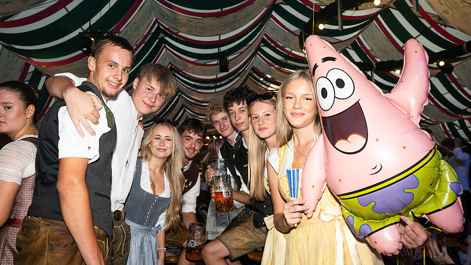 Die Partybilder vom Samstag, 15. August, aus dem Festzelt Weckmann. Die Partybilder vom Samstag, 15. August, aus dem Festzelt Weckmann.